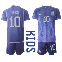 Argentina Lionel Messi #10 Udebane Trøje Børn VM 2022 Kortærmet (+ Korte bukser)